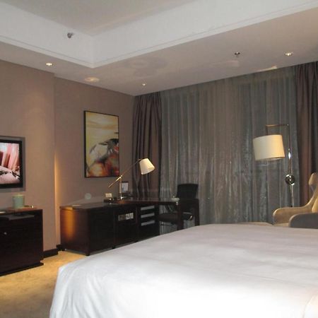 Riviera Hotel Ningbo Esterno foto
